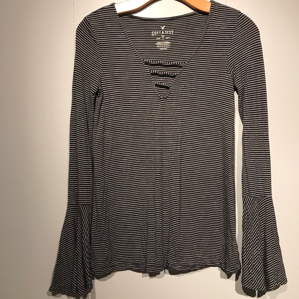 Flowy American Eagle striped top